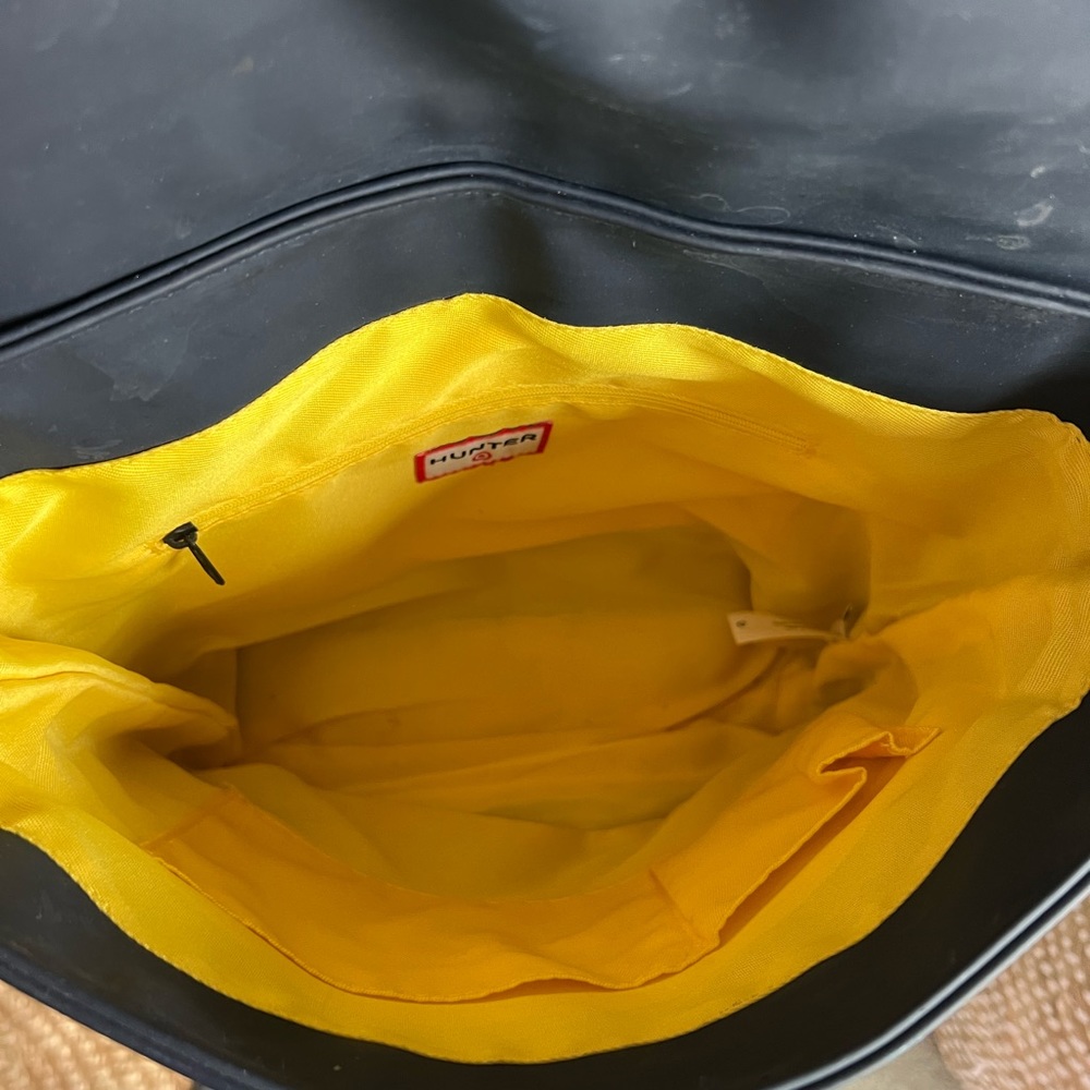 Medium Hunter Backpack - image 4